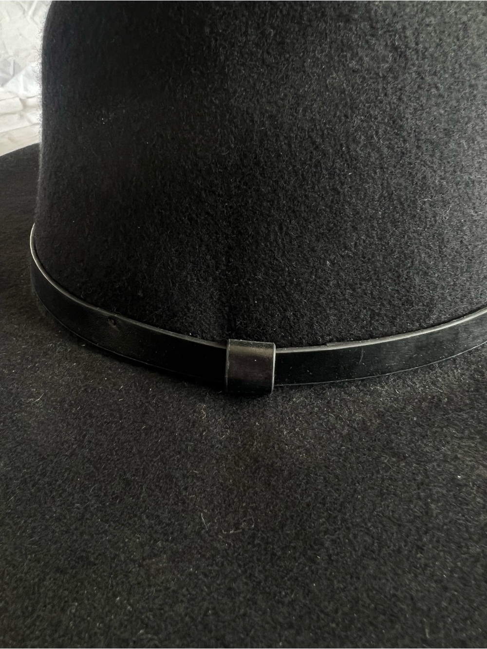 Black Wide Brim Felt Hat - Picture 3 of 6